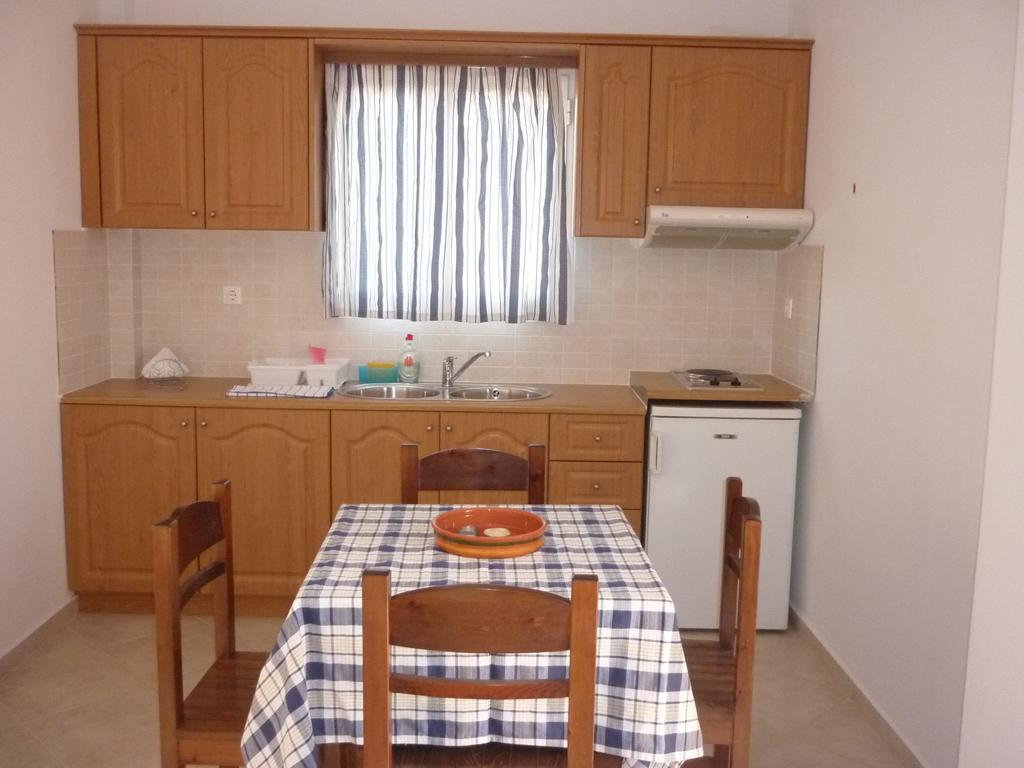 Joanna Apartments 미크리 비글라 객실 사진